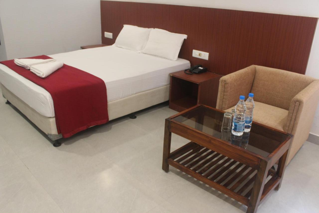 Hotel Janaki Pride Puri Exterior photo