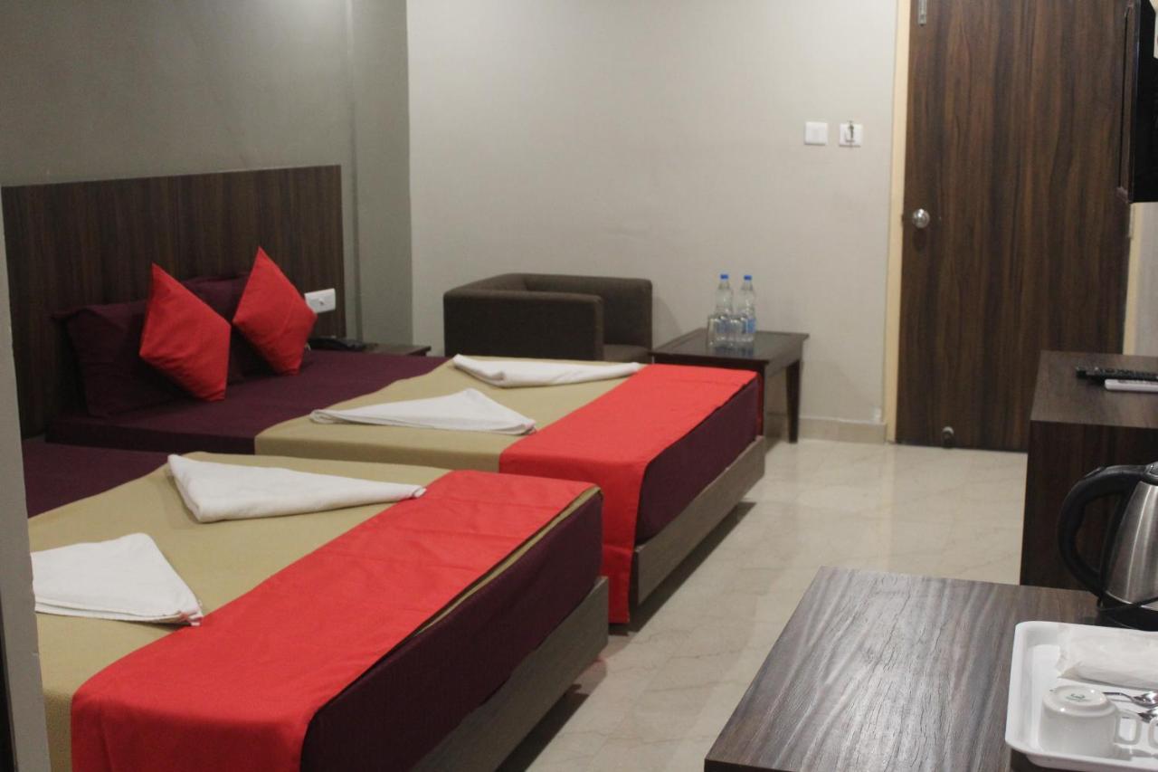 Hotel Janaki Pride Puri Exterior photo